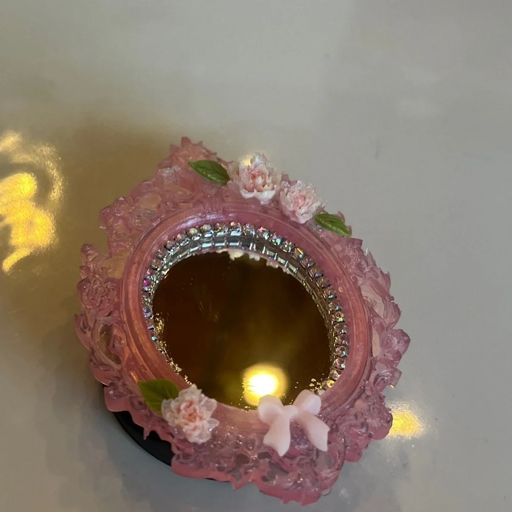 Pink Mirrored Coquette Phone grip